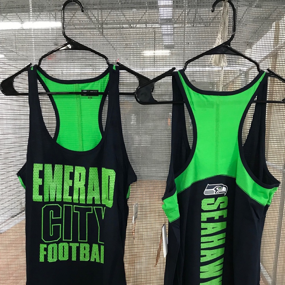 Seattle SEAHAWKS tank NFL Licensed. Women’s L.